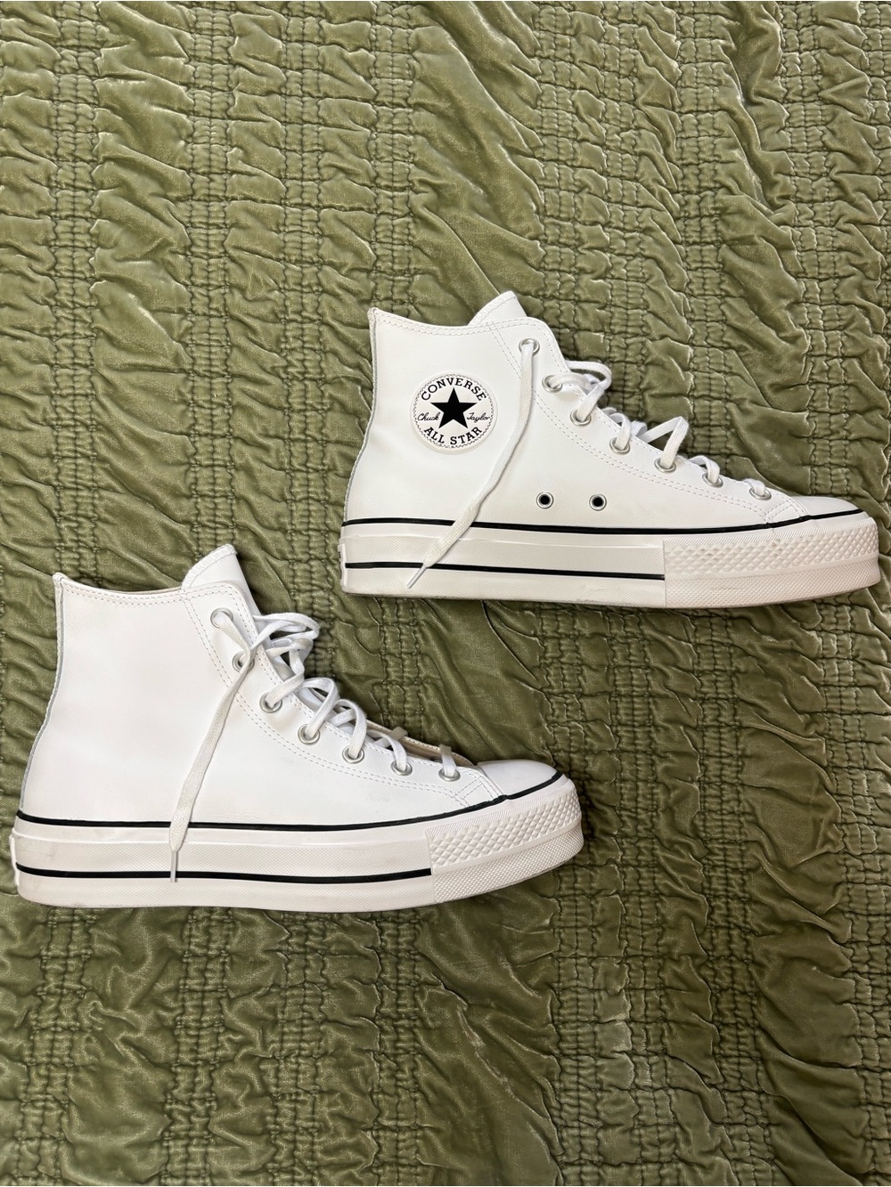 Converse Chuck Taylor All Star Leather Platform
